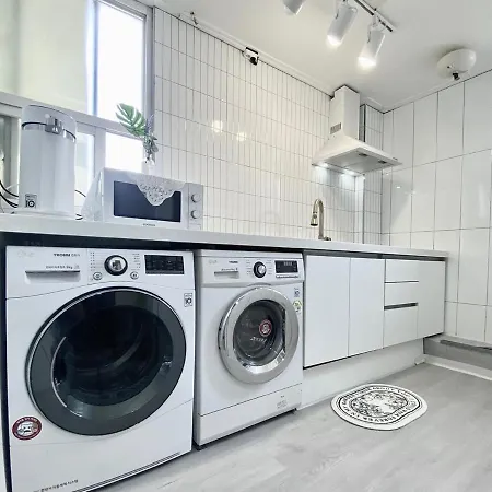 Хостел Sogeun House Female Only
